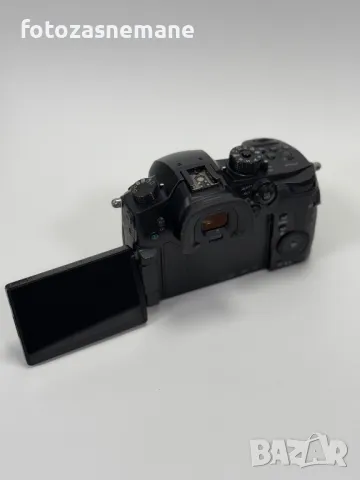 Фотоапарат Panasonic GH5 body, снимка 4 - Фотоапарати - 49383641