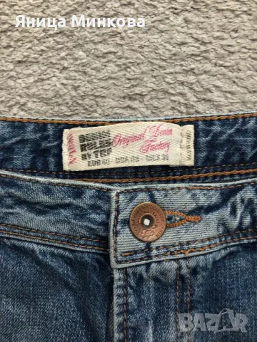 Дамски къси дънкови панталони, снимка 3 - Къси панталони и бермуди - 49273519