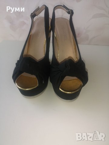 Обувки на платформа , снимка 3 - Дамски обувки на ток - 37992178