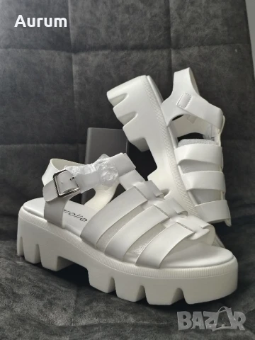 Дамски сандали платформа Carolie 