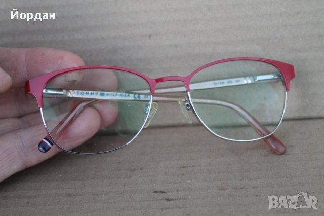 Очила ''Tommy Hilfiger'', снимка 14 - Слънчеви и диоптрични очила - 43559889