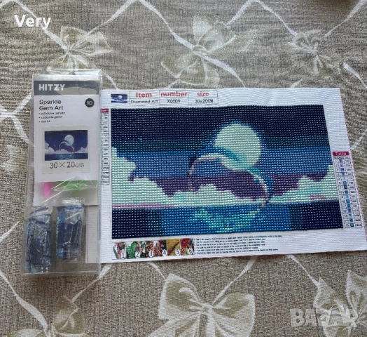 Диамантен гоблен,ръчно налепен с кръгли камъчета,Делфини!Р.р 30Х20см. , цена:35,20лв или 18€, снимка 3 - Гоблени - 52954679