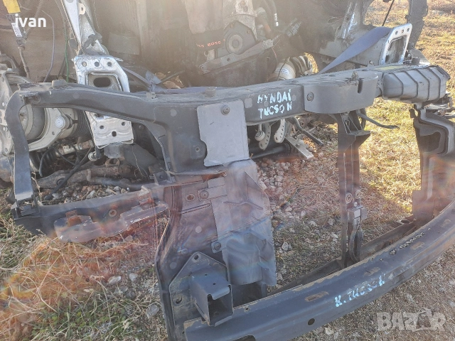 предна маска очиларка греда за Hyundai Tucson , снимка 3 - Части - 53167148