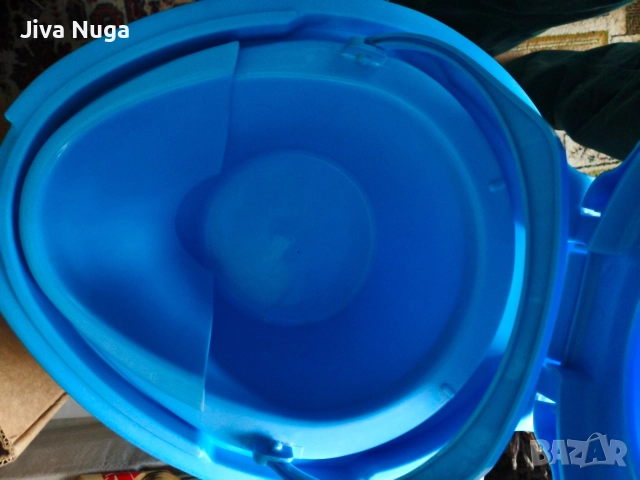 Преносима тоалетна 