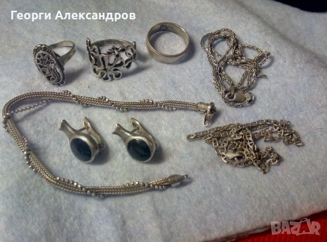 СРЕБЪРНИ БИЖУТА - Шармантни Английски СРЕБЪРНИ ОБЕЦИ Сребро 925 с Шлифован Черен Оникс