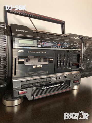 JVC PC-V2 VINTAGE RETRO BOOMBOX Ghetto Blaster радио касетофон , снимка 9 - Радиокасетофони, транзистори - 43965780