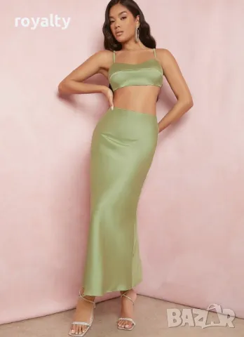 Елегантен сатенен комплект от тъкан плат 