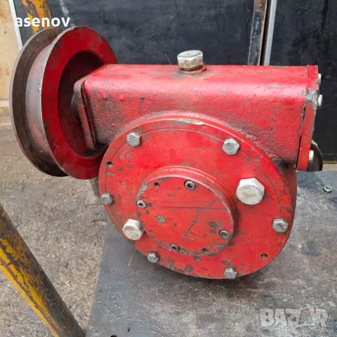 червячен редуктор, снимка 2 - Електродвигатели - 47958793