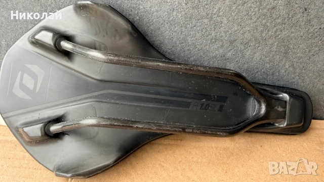 Седалка Syncros FL1.0 SL - carbon, снимка 3 - Части за велосипеди - 53588360