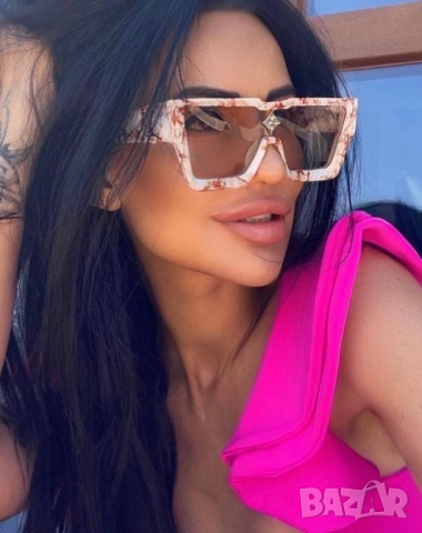 очила с черен обикновен калъф и ув защита gucci louis vuitton 