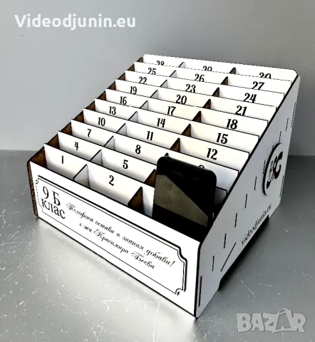 Поставка за телефони, снимка 5 - Сувенири от дърво - 50328256