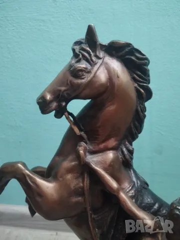 Стара бронзова статуетка, снимка 2 - Други ценни предмети - 47748201