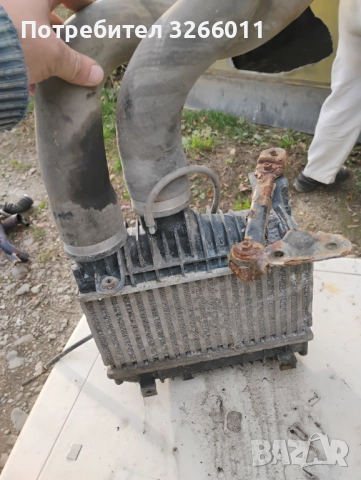 Интеркулер тойота Авенсис т25 , снимка 2 - Части - 52587151