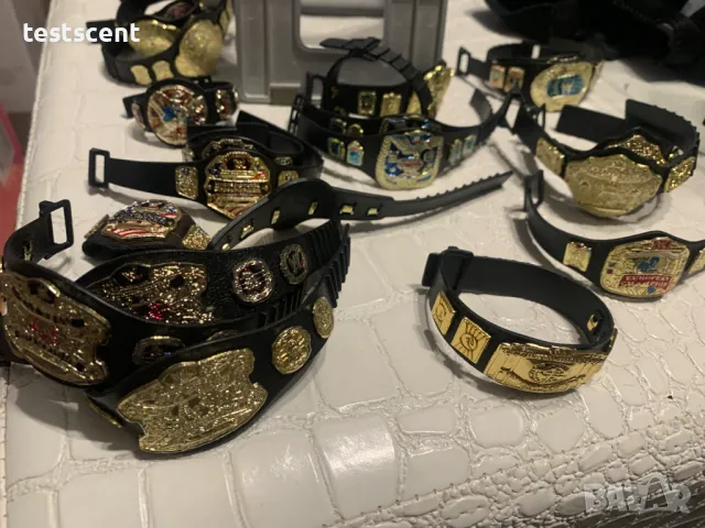 Шампионски колан пояс WWE World Heavyweight Championship световната титла в кеча WWF WCW WWE, снимка 2 - Фигурки - 48495468