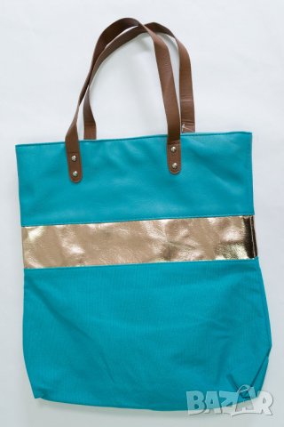 Дамска чанта в син цвят с контрастен принт марка  ART of POLO , снимка 1 - Чанти - 38444403