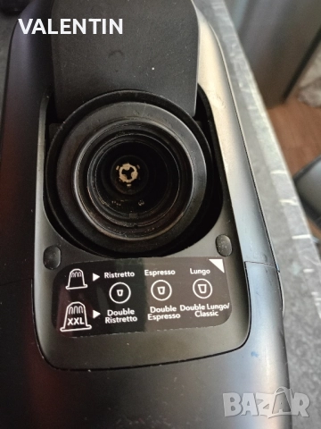 Кафемашина Nespresso , снимка 4 - Кафемашини - 51717201