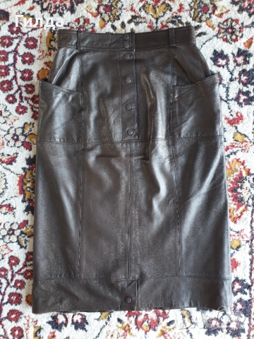 Escada пола естествена кожа, снимка 3 - Поли - 51612934