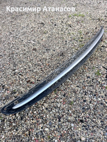 A2038851323. Решетка предна броня долна за Мерцедес Ц-класа W203.комби. Седан. 2002г