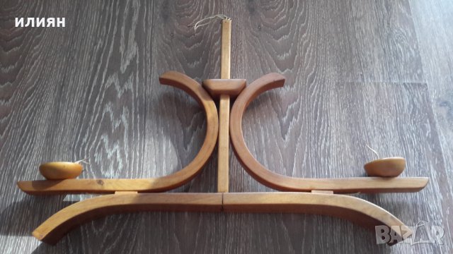 Дървена лампа със две крушки , снимка 7 - Лампи за таван - 33558941