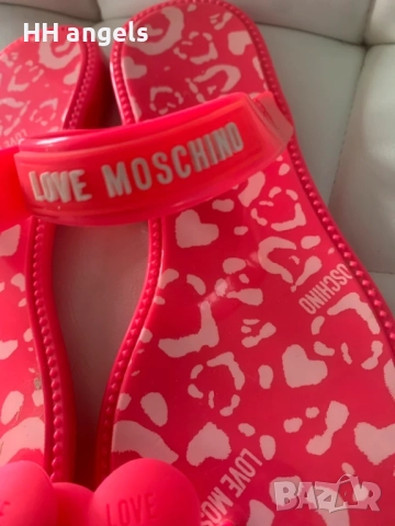 Love Moschino чисто нови цикламени летни чехли, снимка 6 - Чехли - 52773538