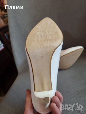 Дамски обувки на ток 37 номер, снимка 2 - Дамски елегантни обувки - 39961232