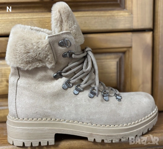 Дамски обувки, чанти и шапки , снимка 12 - Други - 53114188