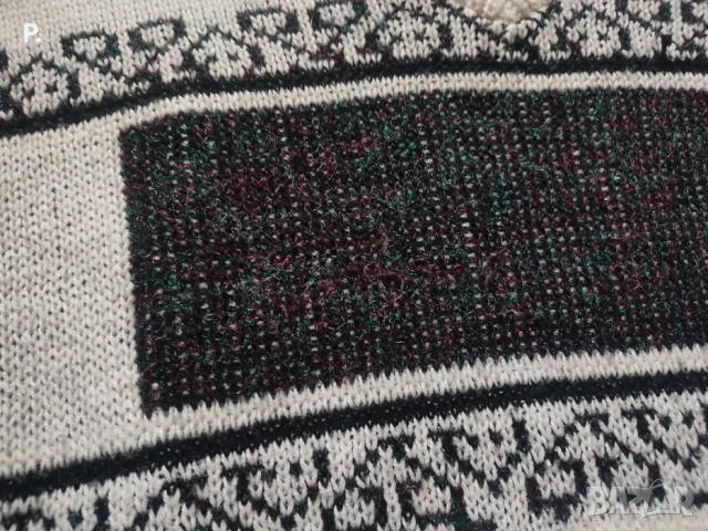 Vintage Плетен Пуловер V-Neck, снимка 2 - Пуловери - 53510627