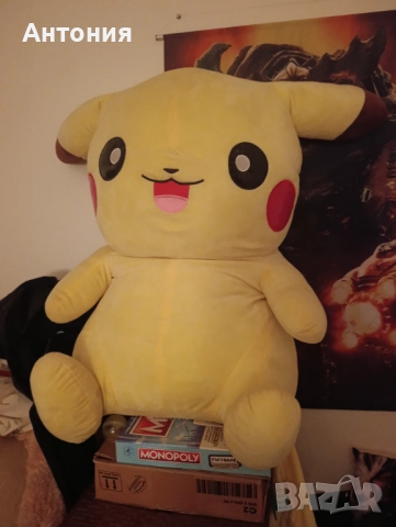 Голяма Пикачу играчка