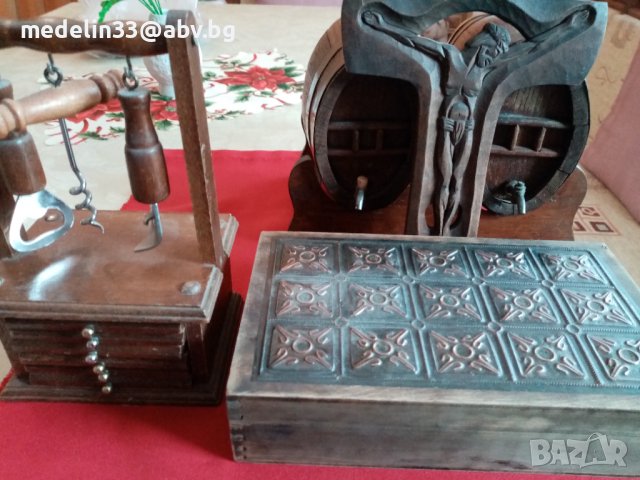 Винтидж сувенири, Германия. Кръст дърворезба, кутия медно инкрустирана и Jim Beam неръждаема 330 мл, снимка 6 - Антикварни и старинни предмети - 43535072