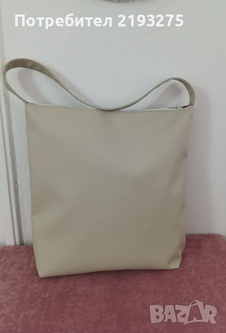 Дамска чанта , снимка 3 - Чанти - 53060524