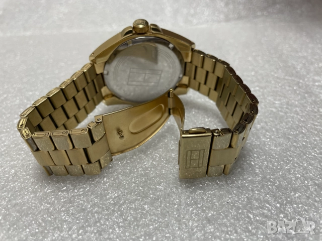 Мъжки Часовник Tommy Hilfiger Water resistancе 50m, снимка 11 - Мъжки - 52167877