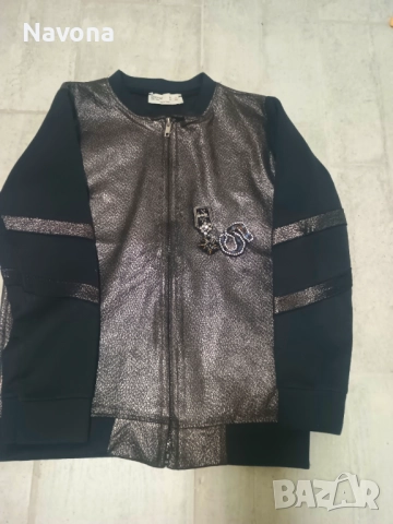 Якенца 10-11г., снимка 4 - Детски якета и елеци - 52239640