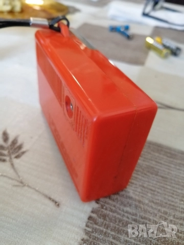 Ретро AM радио SANYO RP1280, снимка 4 - Радиокасетофони, транзистори - 51708830