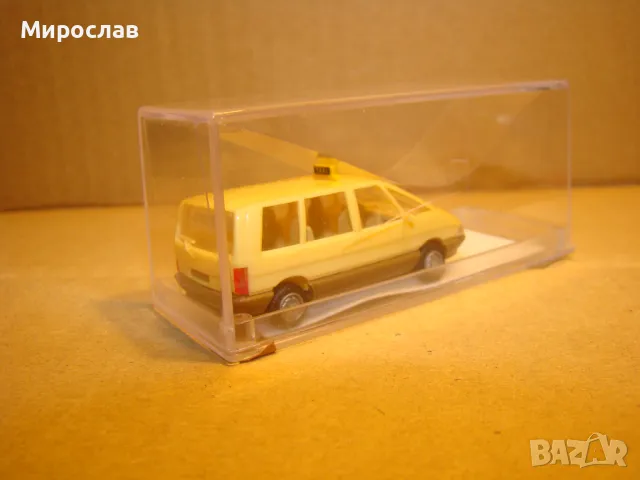 BUSCH H0 1/87 RENAULT ESPACE TAXI ТАКСИ МОДЕЛ КОЛИЧКА, снимка 3 - Колекции - 48778873