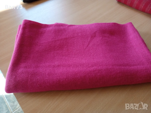 Вълнени платове , снимка 8 - Платове и дамаски - 53397340