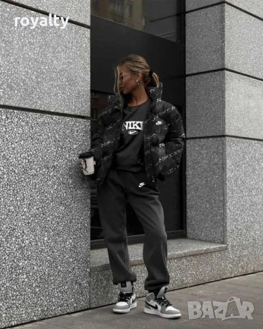 Комплект от три части NIKE Два цвята , снимка 2 - Якета - 52162179