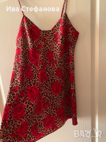 Нощница Avon  рокля леопардов десен с червени рози , снимка 3 - Пижами - 36999108