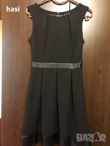 Черна рокля с кожени ленти , снимка 1 - Рокли - 39889594