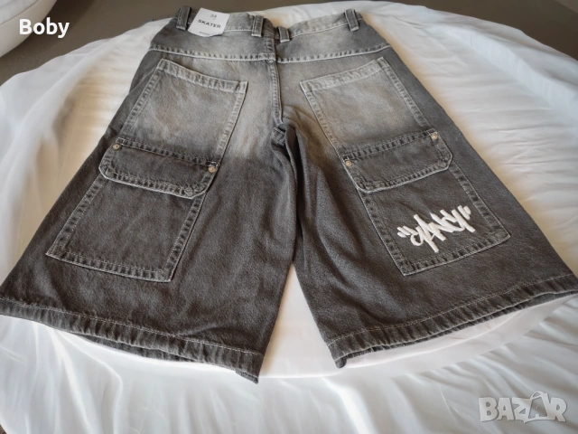 Къси дънкови панталони Bershka Skater , снимка 3 - Къси панталони - 53072142