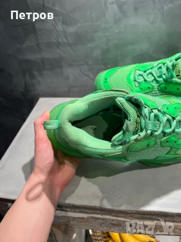 КАТО НОВИ Balenciaga Triple S Green 100% оригинални, снимка 12 - Ежедневни обувки - 48815078