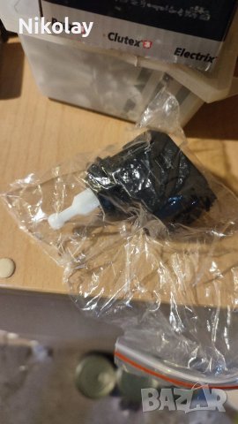 Продавам чисто ново моторче за нивелиране на фаровете купувано за Ауди А4 Б5