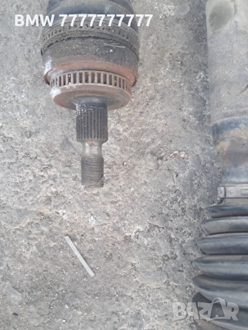 полуоски за Mercedes ML163,270cdi. В перфектно състояние са , снимка 3 - Части - 51462945