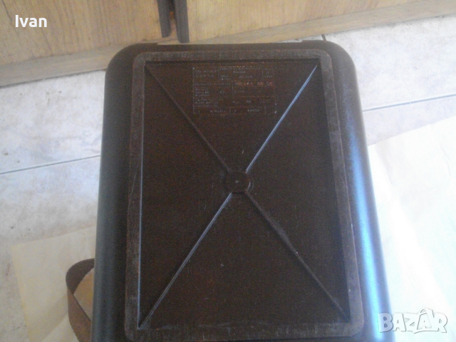 12V-Авто Хладилник Хладилна Чанта-Голям-Масивен-URSS-Отличен-Старо Качество-5м Кабел Авто-12 Волта, снимка 17 - Друга електроника - 44908323