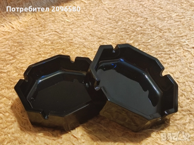 Черни пепелници