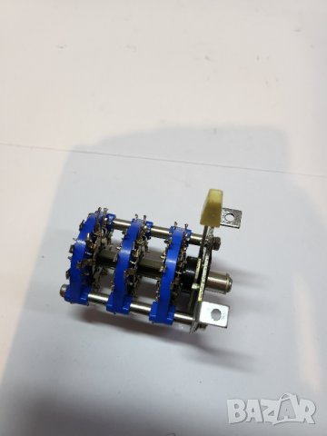 Немски галетен превключвател, галетен ключ  с фиксатор галета-  3секции, снимка 2 - Резервни части за машини - 39626163