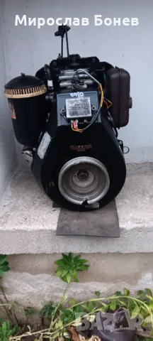 Продавам дизелов едвигател Ruggerini RF 90 ляво въртене, със стартер и реле за зареждане, снимка 1