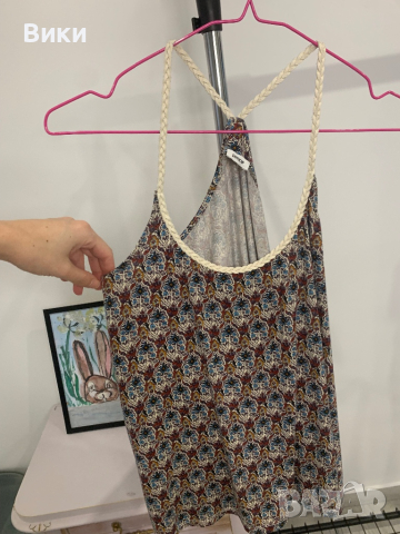 Дамски топ в размер М