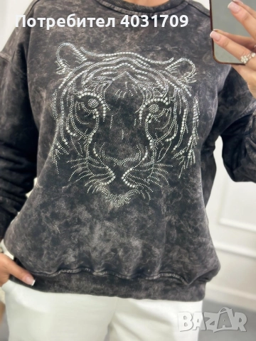 Блуза с камъчета , снимка 2 - Блузи с дълъг ръкав и пуловери - 52681832