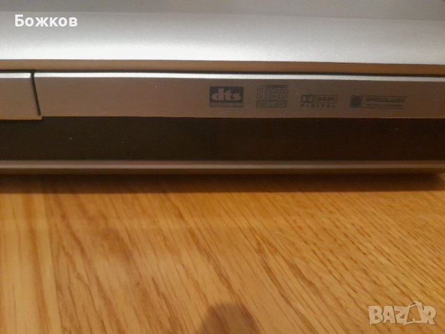 DVD Player Toshiba SD-140ESE, снимка 5 - Плейъри, домашно кино, прожектори - 39235952