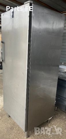 Професионален хладилник гастро професионално кухненско оборудване profesionalen hladilnik , снимка 2 - Обзавеждане на кухня - 53512518